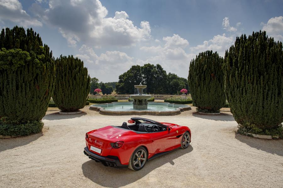  Ferrari Portofino 2018 года  (UK) (фото 3 из 25)